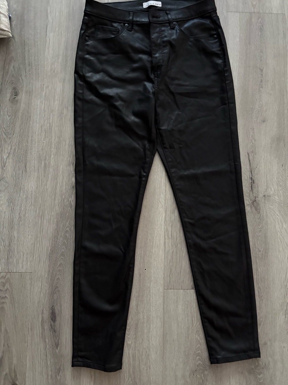 LOFT Sleem Black  8/29 Skinny Jeans